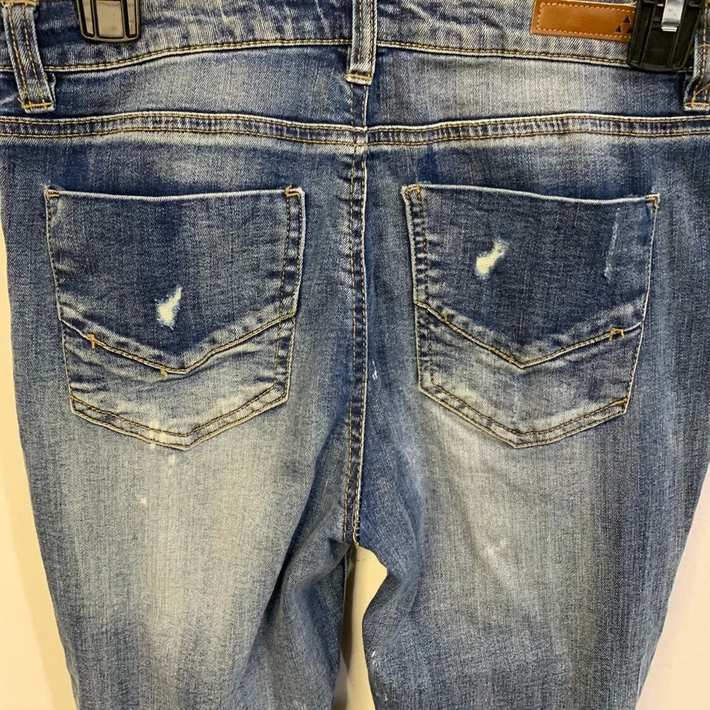 Overalls Blue Distressed Denim Junior’s Size 9 Rugged Worn in Look Outdoors 90s